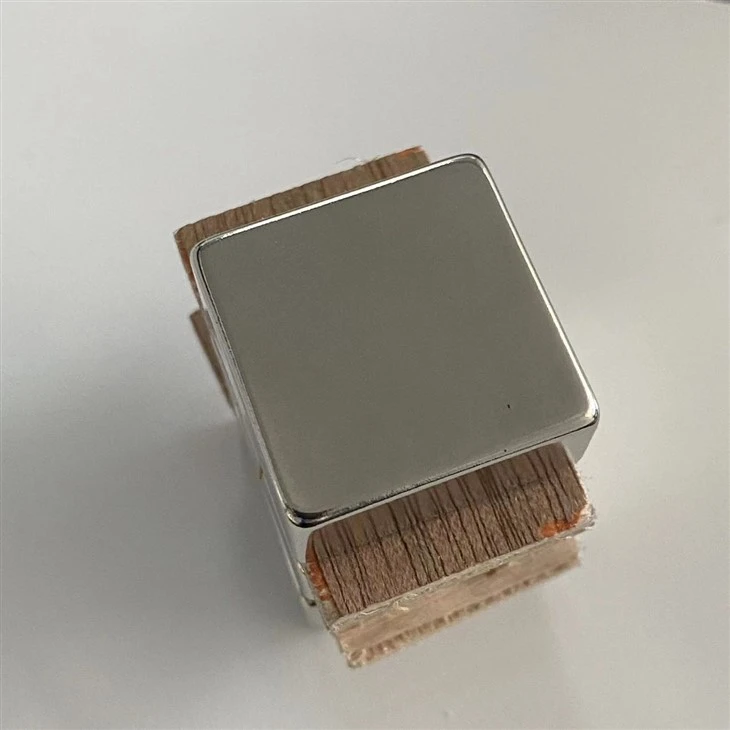 12mm N35 Neodymium Magnets Coated with Ni