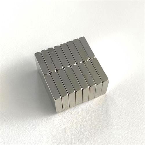 F12.7*12.7*3mm N25 Neodymium Magnets for Sale