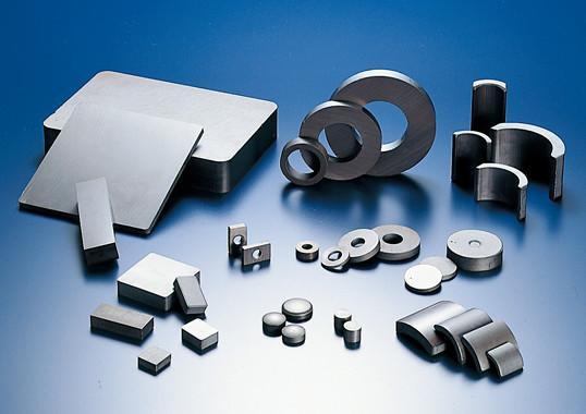 Ferrite magnets