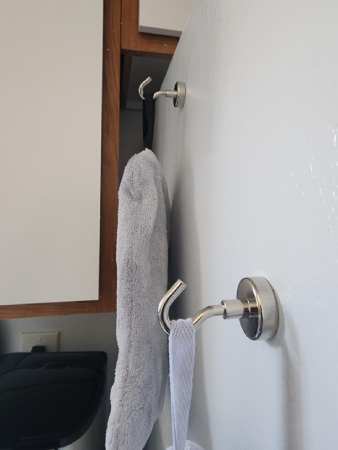china 40 lb magnetic hooks