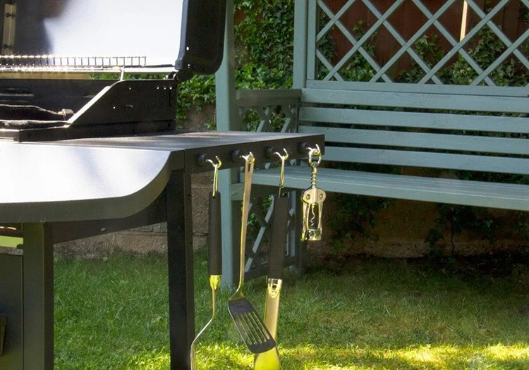 Application of magnetic bbq tool hooks